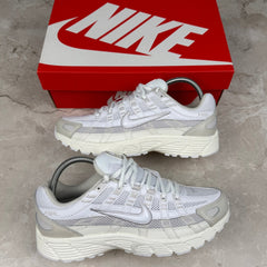 NIKE P-6000 SAIL / WHITE-WOLF GREY TRAINERS