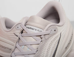 Vomero Plus