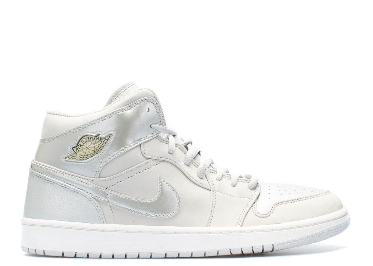Jordan 1 Retro Neutral Grey