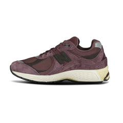 NEW BALANCE 2002R TRUFFLE TRAINERS