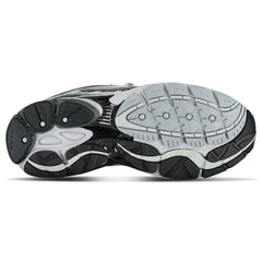 SAUCONY PROGRID OMNI 9 MICROCHIP