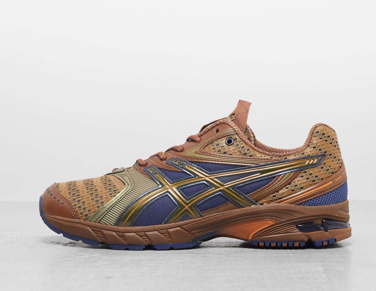 UB9-S GEL-DS TRAINER 14