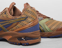 UB9-S GEL-DS TRAINER 14