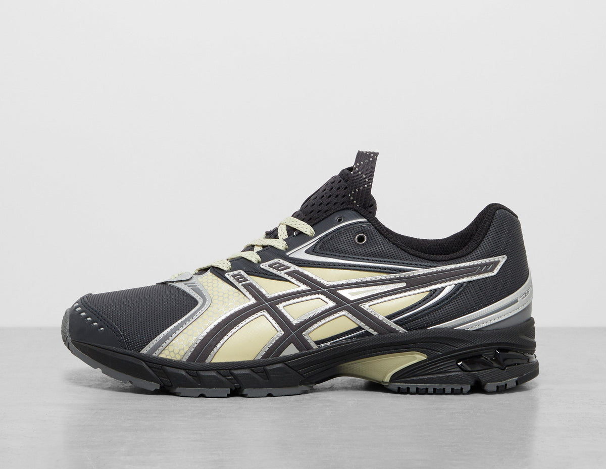 UB11-S GEL-DS TRAINER 14